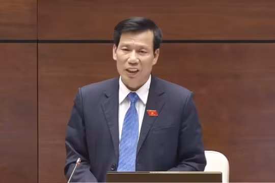 Bộ trưởng Bộ Văn hóa Thể thao và Du lịch Nguyễn Ngọc Thiện tại phiên chất vấn và trả lời chất vấn chiều ngày 13/6
