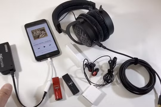 Một người thực sự quan tâm đến âm thanh sẽ không bao giờ quan tâm đến cổng 3.5mm tích hợp trên bất cứ loại thiết bị nào.