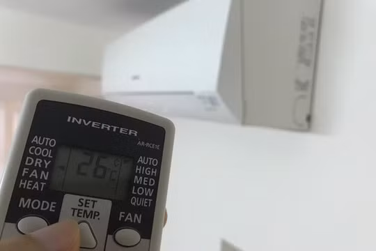 Chế độ Dry trên điều hòa mới là công cụ đuổi muỗi hiệu quả.