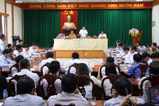 Toàn cảnh buổi làm việc. Ảnh Dân trí