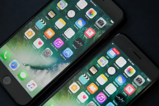 Nhiều thông tin nói iPhone 8 sẽ ra mắt trễ