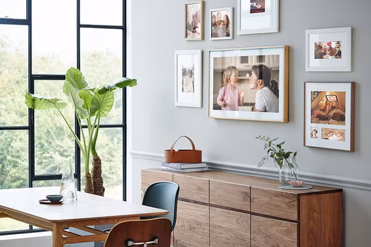 The Frame – TV Khung Tranh được xem như một sản phẩm mang tính cách mạng, giúp không gian sống trở nên đậm chất nghệ thuật hơn