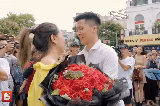 Cặp đôi trong clip được lựa chọn ngẫu nhiên.