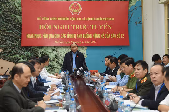 Thủ tướng phát biểu chủ trì hội nghị.