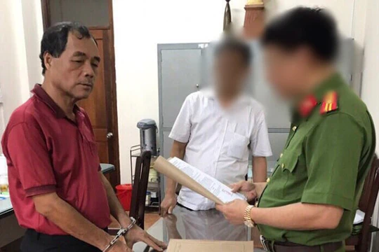 Ngày 1-8 Cục Cảnh sát điều tra tội phạm về kinh tế và tham nhũng (C46) Bộ Công an đã ra quyết định khởi tố bị can, bắt tạm giam 4 tháng đối với Trầm Bê - Ảnh: C.A