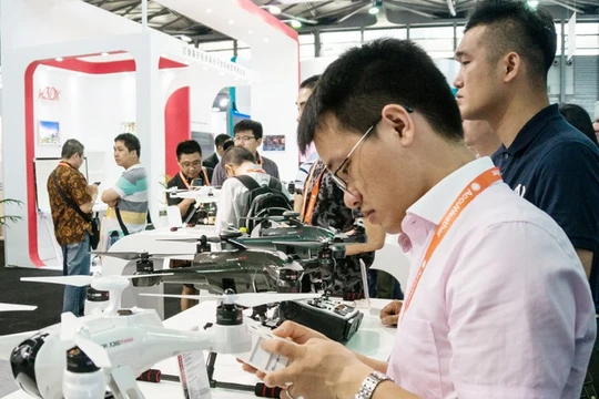 Chính bản thân các DN phải là lực lượng tiên phong trong lĩnh vực mới trong CMCN 4.0, nếu không họ sẽ bị đào thải theo quy luật của thị trường. Ảnh minh họa. Nguồn Kinh tế đô thị