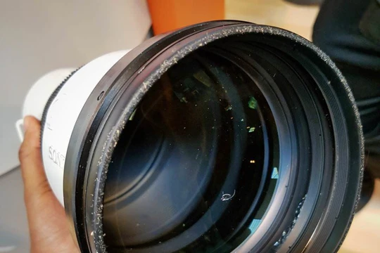 Ống kính Sony 500mm f/4 G SSM trị giá 13.000 USD