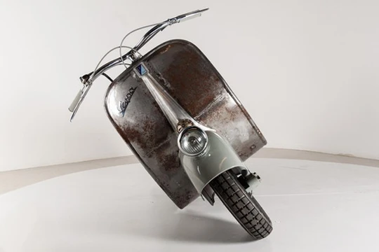 Sau hơn 70 năm phát triển, mới đây danh tính của chiếc Vespa được cho là cổ nhất trên thế giới hiện nay vừa được mang ra bán đấu giá.