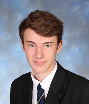 Ceri Sheehan đã tự tìm đến cái chết sau khi tranh luận với cha mẹ về việc sử dụng iPad vào ban đêm