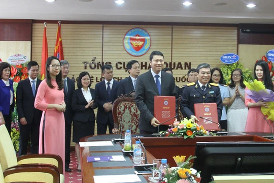 Lễ ký kết giữa BIDV và Tổng cục Hải quan. Ảnh: Tổng cục Hải quan.