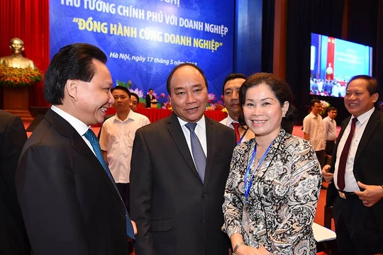 Thủ tướng Nguyễn Xuân Phúc tại hội nghị