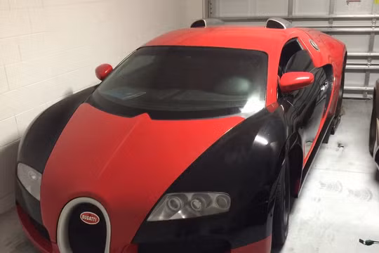 Chiếc Bugatti Veyron hàng nhái khá giống so với bản gốc được rao bán trên eBay.