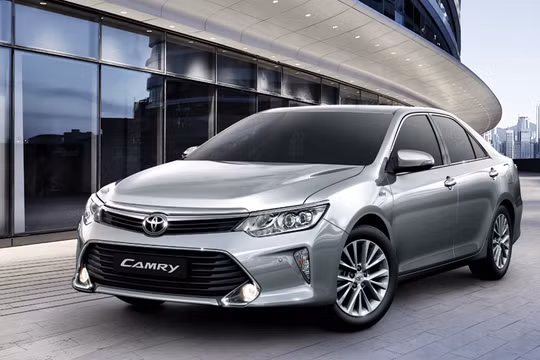 Mẫu Camry 2017 của Toyota. Ảnh: TMV