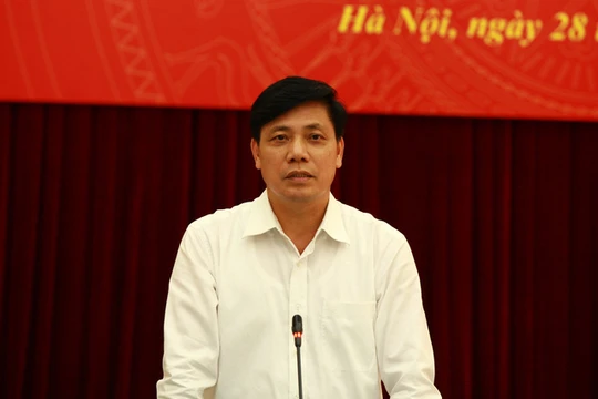 Thứ trưởng Nguyễn Ngọc Đông được ủy quyền xử lý công việc cảu Bộ trưởng Giao thông vận tải