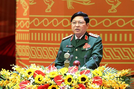 Bộ trưởng Quốc phòng Ngô Xuân Lịch.
