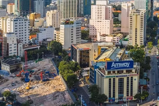 Khu đất vàng 2-4-6 Hai Bà Trưng. Ảnh: Lao động