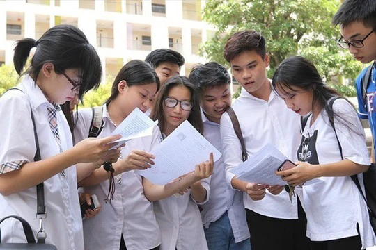 Năm nay cả nước có gần 900.000 sĩ tử tham gia kỳ thi THPT Quốc gia.