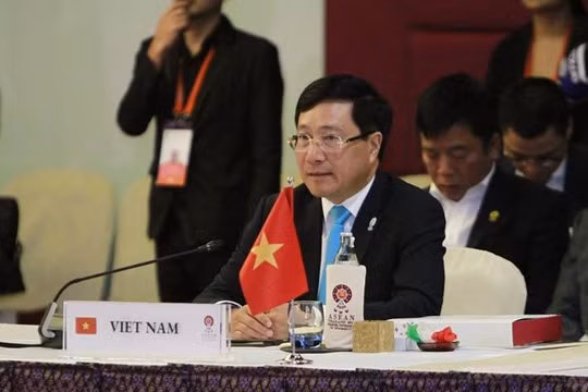 Phó Thủ tướng Phạm Bình Minh tại Hội nghị Bộ trưởng Ngoại giao ASEAN lần thứ 52.