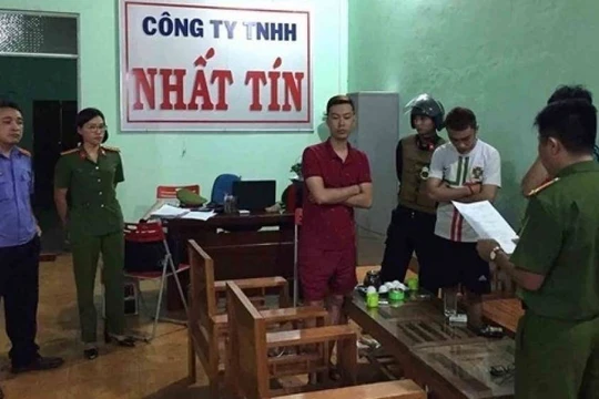 Lãi suất "tín dụng đen" thường từ 100% đến, 300%, thậm chí 700%/năm đối với khoản tiền tại thời điểm vay, nhằm thu lợi bất chính.