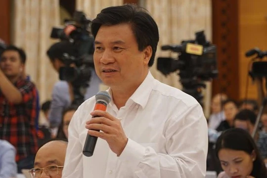 Thứ trưởng Bộ GD&ĐT Nguyễn Hữu Độ.