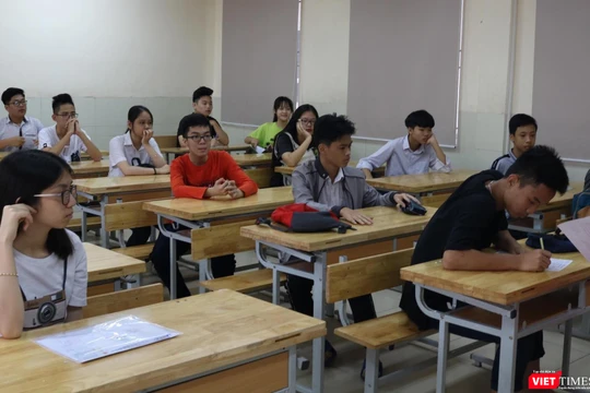 VietTimes đang cung cấp rộng rãi dữ liệu kết quả thi vào lớp 10 trên địa bàn Hà Nội và tới đây là điểm thi THPT Quốc gia.