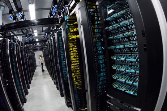 Facebook cho biết việc thay đổi cấu hình máy chủ chính là nguyên nhân làm hệ thống bị ảnh hưởng nghiêm trọng.