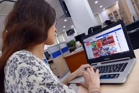 Người dùng hoàn toàn có thể tự bảo vệ tài khoản cá nhân và các trang Facebook dành cho cộng đồng (Facebook Page) của mình.