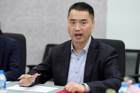 Ông Fan Jun, CEO Huawei Việt Nam.