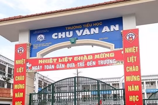 Trường tiểu học Chu Văn An nơi phát hiện 35kg thịt gà ôi thiu chuẩn bị được đưa vào bếp ăn bán trú.