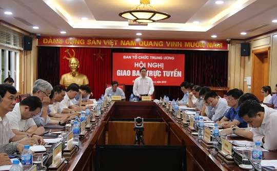 Ông Phạm Minh Chính phát biểu chỉ đạo hội nghị. 