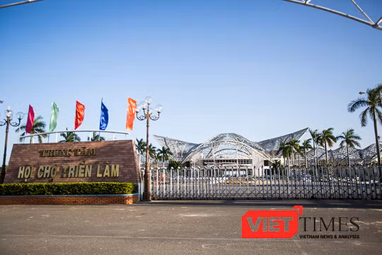 UBND TP Đà Nẵng đã đầu tư hơn 160 tỷ đồng và đang khẩn trương Cải tạo Trung tâm hội chợ triển lãm thành Trung tâm báo chí phục vụ công tác truyền thông tại Tuần lễ cấp cao APEC 2017