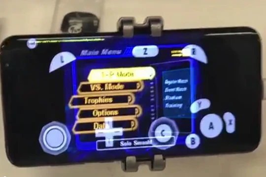 Ứng dụng giả lập Dolphin giúp người dùng có thể trải nghiệm các game cũ trên hệ máy console lâu đời là GameCube và Nintendo Wii bằng điện thoại thông minh.