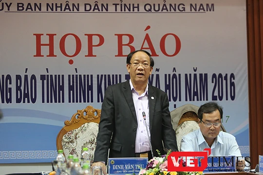  ông Đinh Văn Thu, Chủ tịch UBND tỉnh Quảng Nam chủ trì buổi Họp báo