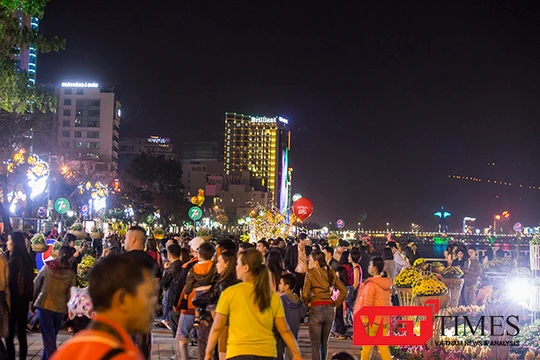 Trong dịp Tết Nguyên đán Đinh Dậu 2017, tổng lượng khách tham quan, du lịch đến Đà Nẵng đạt 260.523 lượt, tăng 17,3% so với cùng kỳ năm 2016.