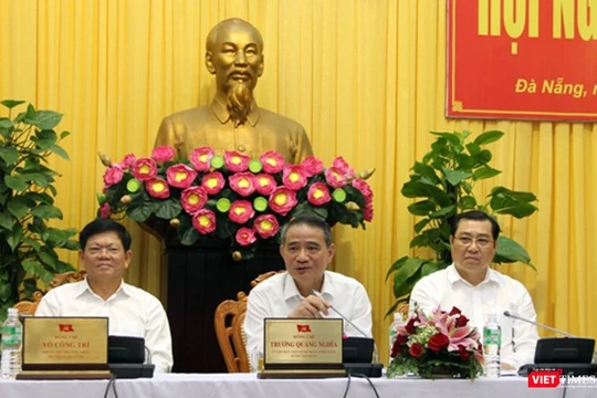 Bí thư Thành ủy Đà Nẵng Trương Quang Nghĩa chủ trì Hội nghị Thành ủy lần thứ 10 diễn ra sáng 17/11