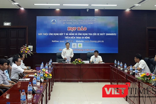 Chiều 10/5, Sở TT&TT, cùng Sở GTVT TP Đà Nẵng phối hợp tổ chức Họp báo công bố đưa ứng dụng "Góp ý" và "Danabus" trên điện thoại di động vào hoạt động phục vụ người dân.