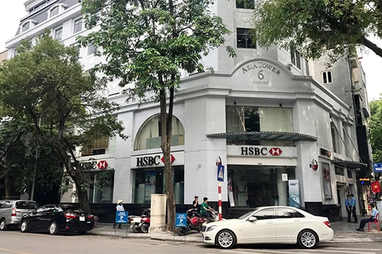  Starbucks chính thức khai trương cửa hàng Starbucks Reserve đầu tiên theo phong cách mới tại Hà Nội. 