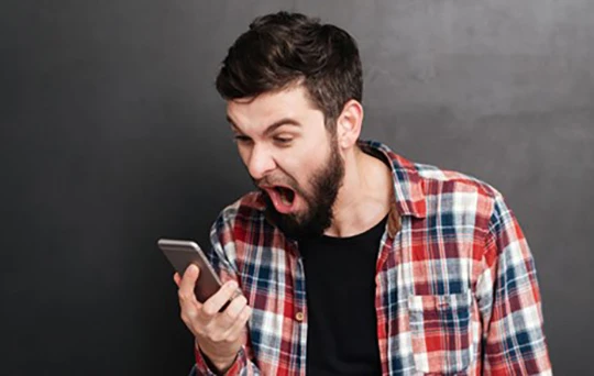 Sau một thời gian sử dụng, smartphone sẽ bắt đầu hoạt động ì ạch và phản hồi chậm các tác vụ. Làm thế nào để khắc phục tình trạng trên?