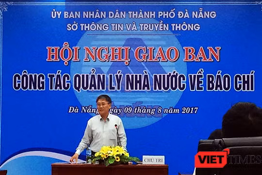 Ông Nguyễn Quang Thanh, Giám đốc Sở TT-TT TP Đà Nẵng cảnh báo tình trạng hoạt động của các trang thông tin tổng hợp tại Hội nghị