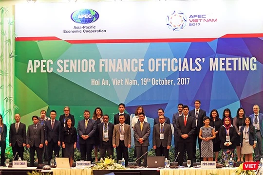 Sáng 19/10, Hội nghị Quan chức tài chính cấp cao APEC 2017 đã chính thức khai mạc tại Hội An (Quảng Nam), bắt đầu cho sự kiện Hội nghị Bộ trưởng Tài chính APEC 2017 tại Quảng Nam.
