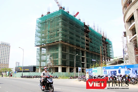 Dự án Tổ hợp Khách sạn và Căn hộ cao cấp Central Coast bất chấp quyết định đình chỉ hơn 1 năm nay vẫn ngang nhiên thi công