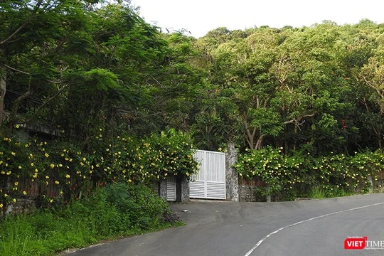 Lô biệt thự L09 trên bán đảo Sơn Trà được ông Nguyễn Thành Tiến, Phó Chánh VP UBND TP Đà Nẵng cho là “tuyệt mật”!