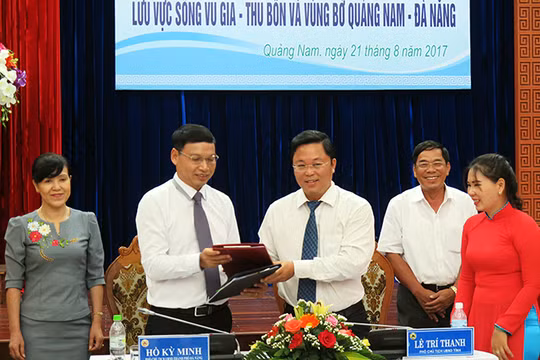 Ngày 21/8, tại TP Tam Kỳ, UBND tỉnh tỉnh Quảng Nam và TP Đà Nẵng tổ chức Lễ ký kết và công bố thành lập Ban điều phối quản lý tổng hợp lưu vực sông Vu Gia-Thu Bồn và vùng bờ Quảng Nam-Đà Nẵng.