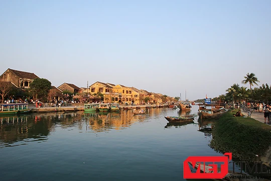 UBND TP Hội An (Quảng Nam) vừa kêu gọi đóng góp xây dựng Công viên-Đài tưởng niệm với tổng kinh phí 32 tỷ đồng trên diện tích 3,5ha bên bờ sông Đình (thôn Võng Nhi, xã Cẩm Thanh, TP Hội An) (ảnh Xuân Mai)