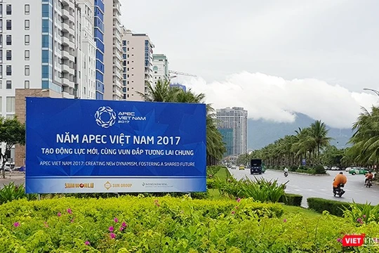 Để đảm bảo công tác đảm bảo an ninh, trật tự, an toàn giao thông phục vụ Tuần lễ cấp cao APEC 2017 tại Đà Nẵng, UBND TP Đà Nẵng vừa có văn bản chỉ đạo cho một số cơ quan nghỉ làm, trường học nghỉ học.