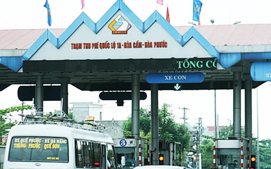Trạm thu phí BOT Hòa Phước (cửa ngõ phía Nam TP Đà Nẵng) đã chính thức ứng dụng thu phí tự động.