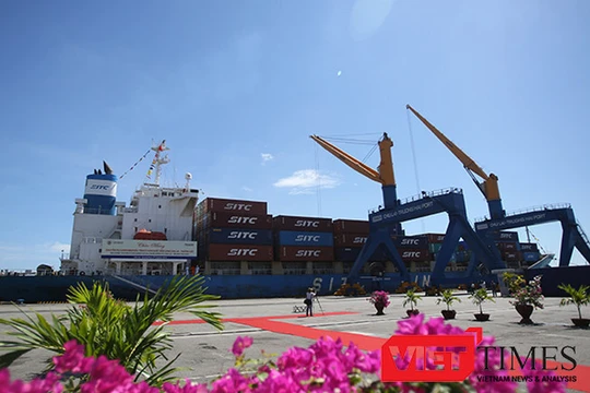  Sau gần 1 năm thi công, dự án mở rộng Cảng Chu Lai-Khu kinh tế mở Chu Lai (Quảng Nam) đã hoàn thành