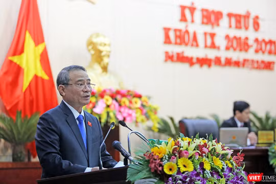 Bí thư Thành ủy Đà Nẵng Trương Quang Nghĩa phát biểu tại phiên Khai mạc Kỳ họp thứ 6, HĐND TP Đà Nẵng khóa IX, nhiệm kỳ 2016-2021