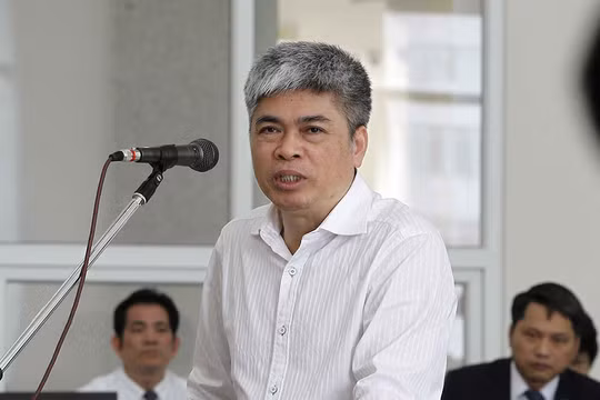 Bị cáo Nguyễn Xuân Sơn tại tòa (Ảnh: TTXVN)