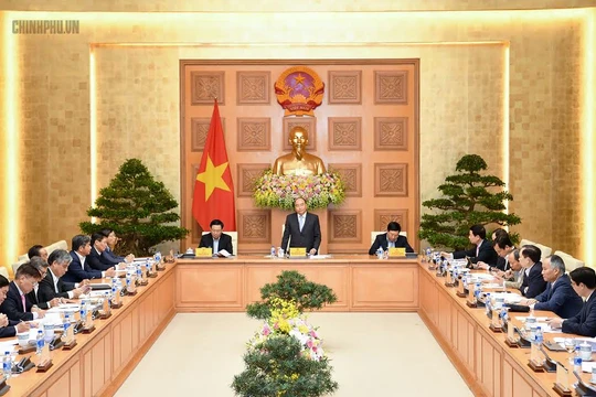 Ngày 22/12, Thủ tướng Nguyễn Xuân Phúc đã có buổi làm việc với Tổ tư vấn kinh tế tại trụ sở Chính phủ (Nguồn: VPCP)